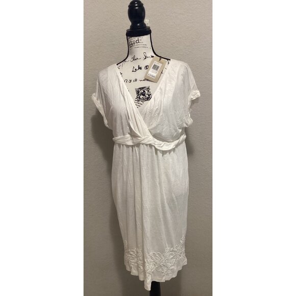 Nurture White/Cream Short Sleeve V-Neck Dress W/Waist Tie & Embroidered Hemline - Picture 1 of 6